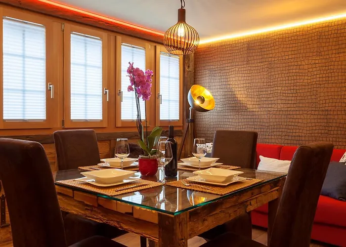 Schnapskeller 木屋 采尔马特